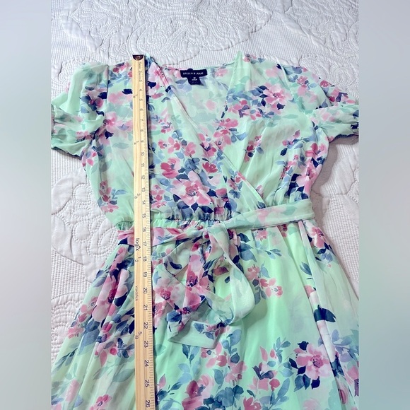 Green Puff Sleeve V-Neck Midi SunDress floral - Picture 8 of 12